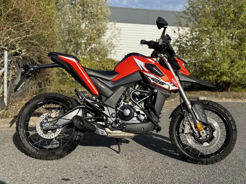 125 HYPER TRAIL