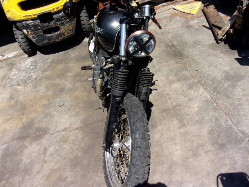 BONNEVILLE 865 T100 IE