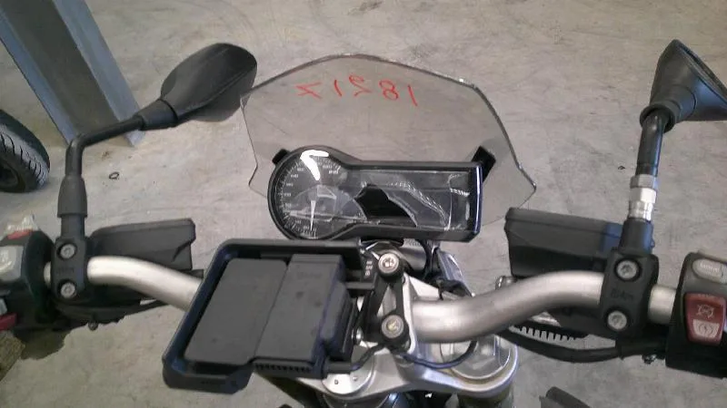 R 1200 R