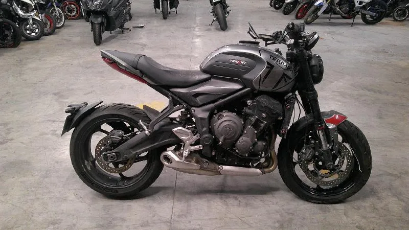 TRIDENT 660