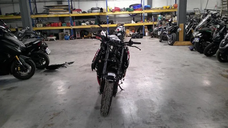 GSXS 750
