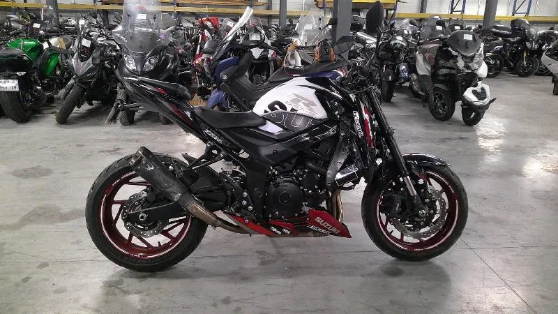 GSXS 750