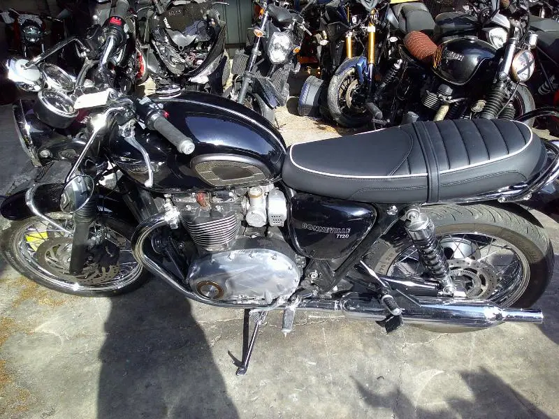 BONNEVILLE T120 2018