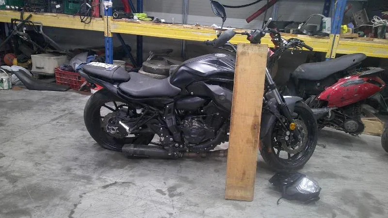 MT07