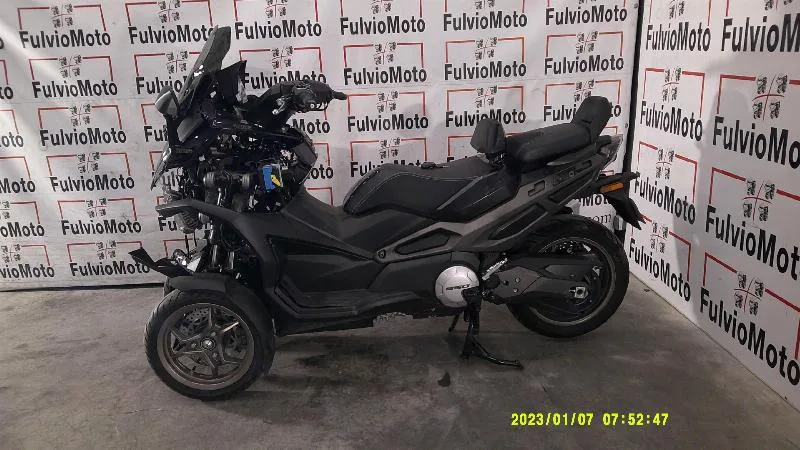 CV3 550