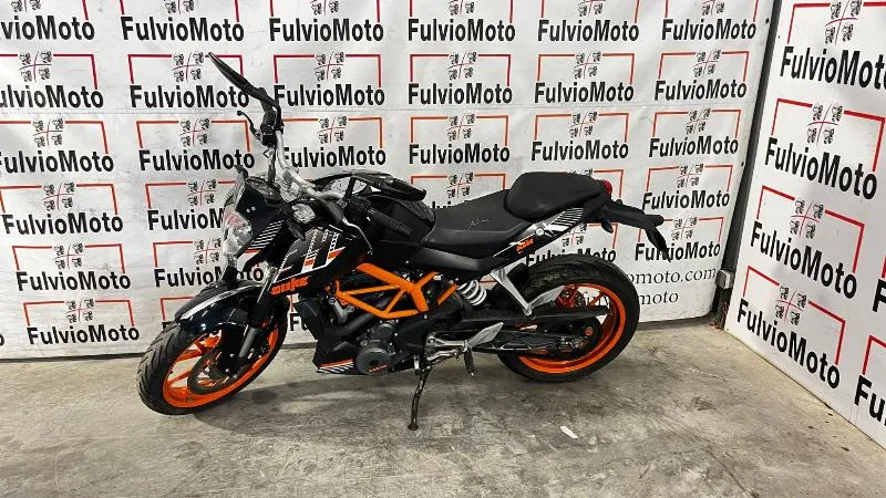 390 DUKE