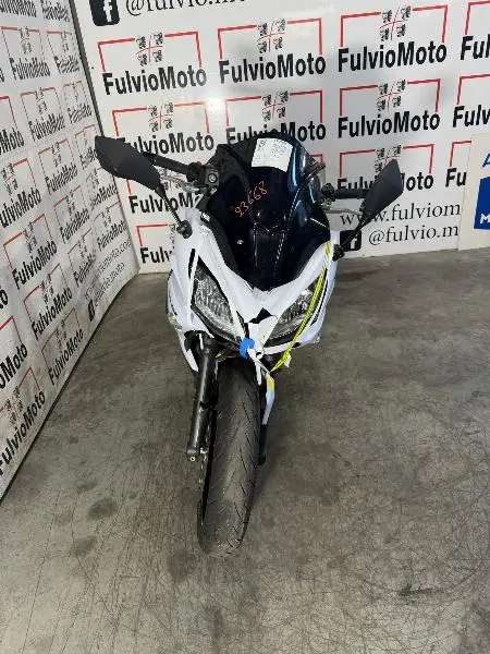 ER6 2016