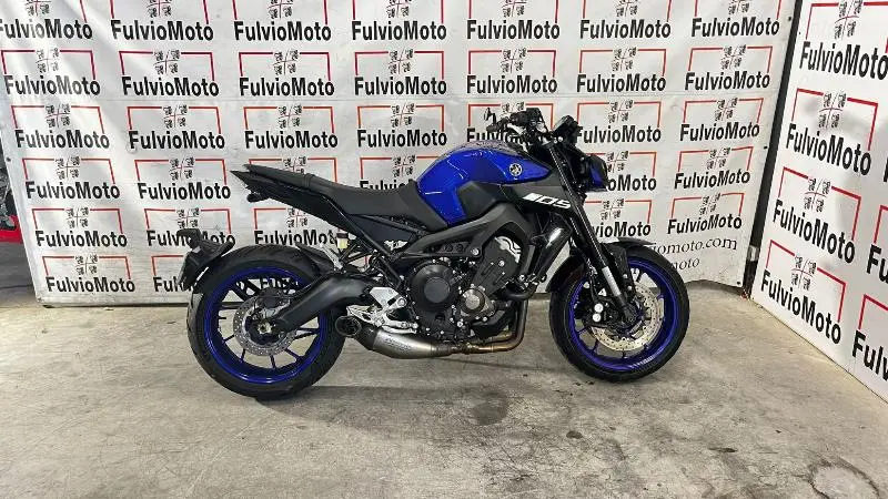 MT09