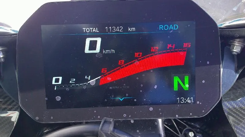 M 1000 RR
