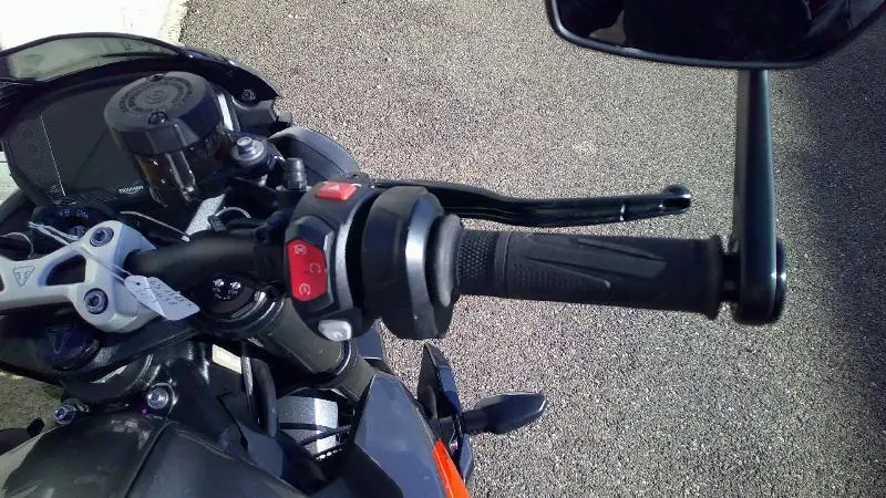 STREET TRIPLE 765 RS
