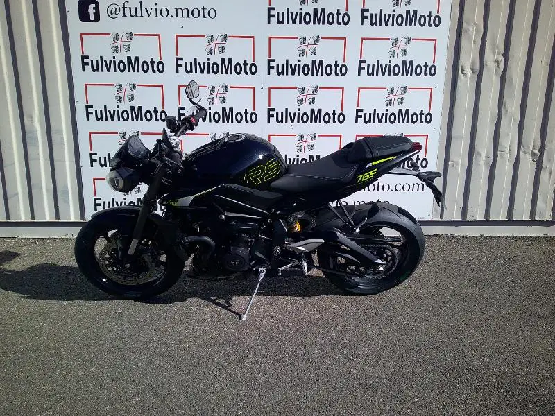 STREET TRIPLE 765 RS 2024