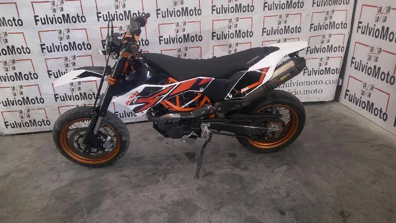 690 SMC R