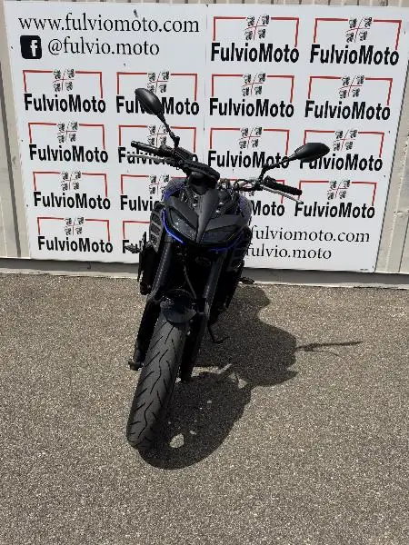 MT09