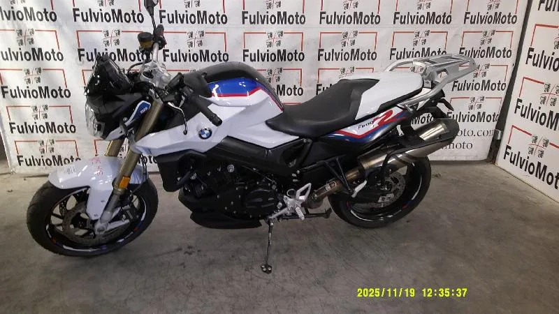 F 800 R