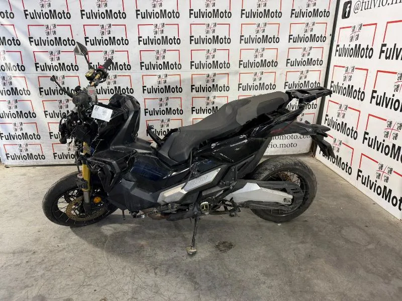XADV 750