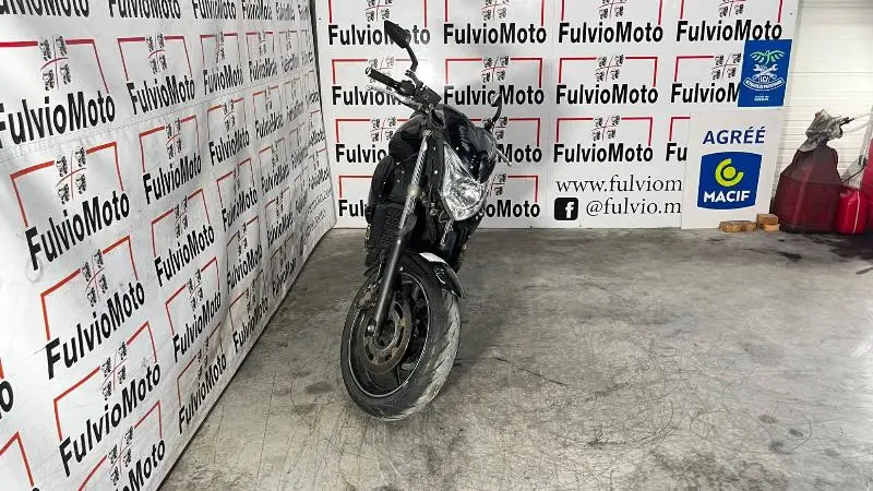 XJ6N