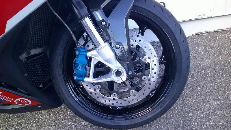 M 1000 RR