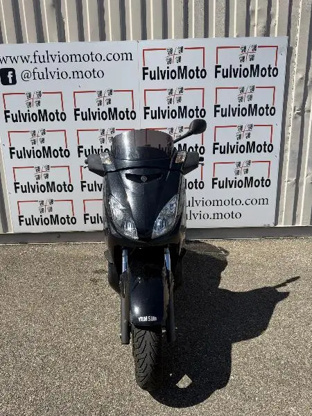 XMAX 125
