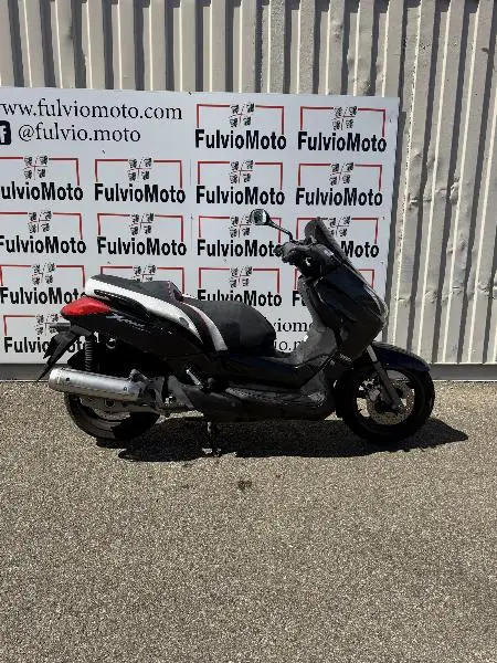 XMAX 125