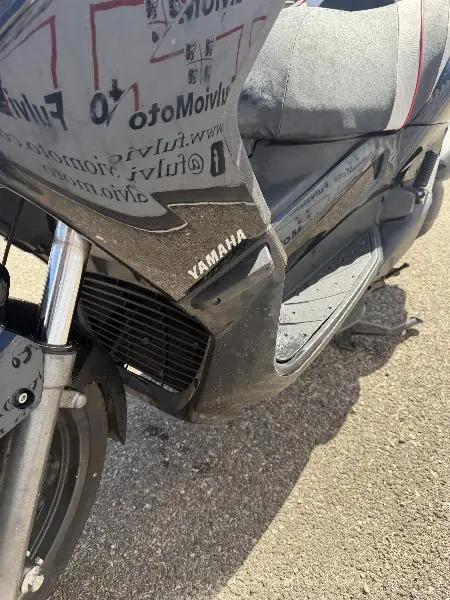 XMAX 125