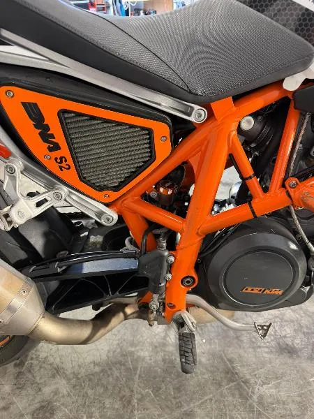 690 DUKE