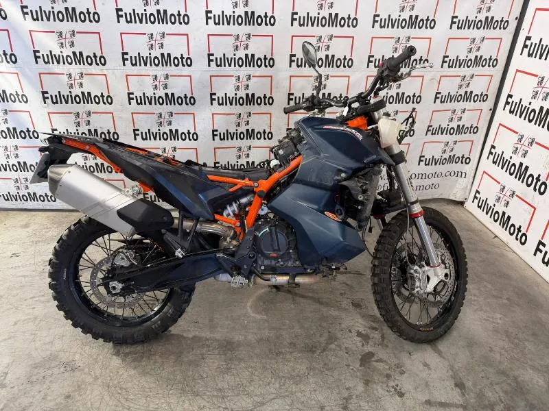 890 ADVENTURE R