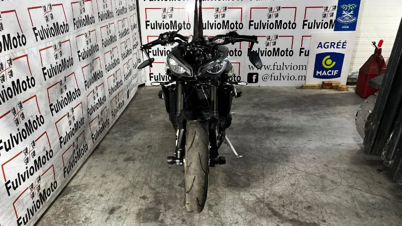 STREET TRIPLE 765 RS