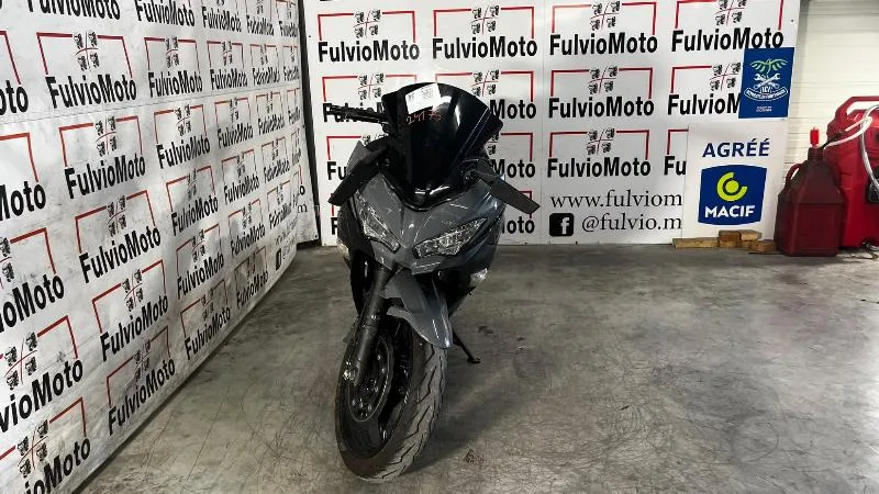 NINJA 400