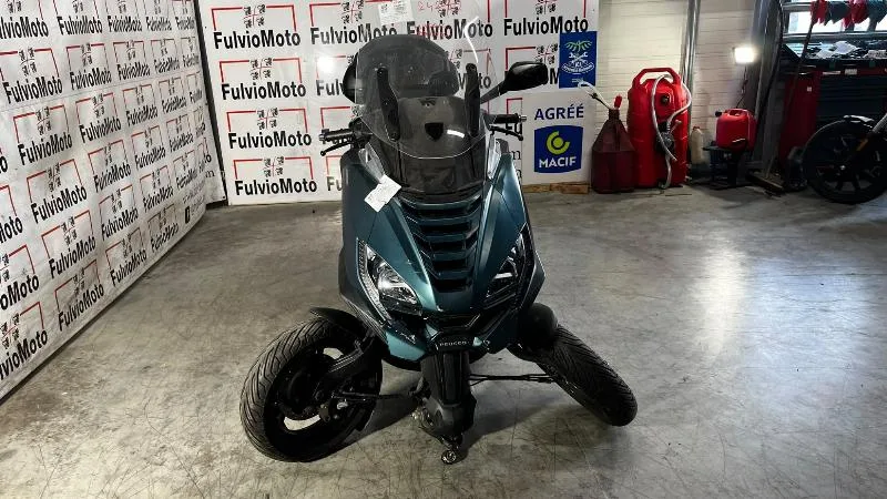 METROPOLIS 400