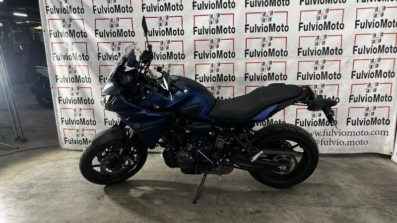 TRACER 700