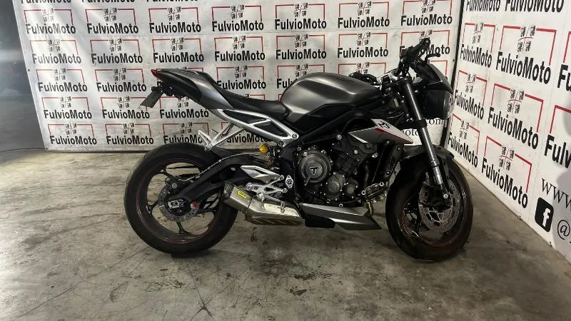 STREET TRIPLE 765 RS 2017