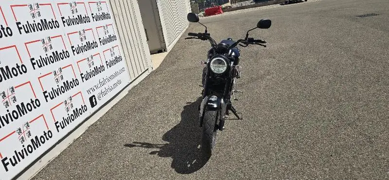 XSR 125
