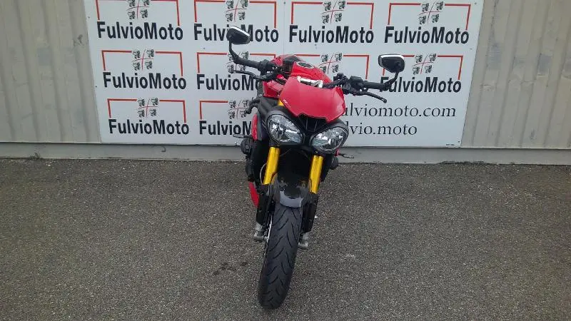 SPEED TRIPLE 1050 R