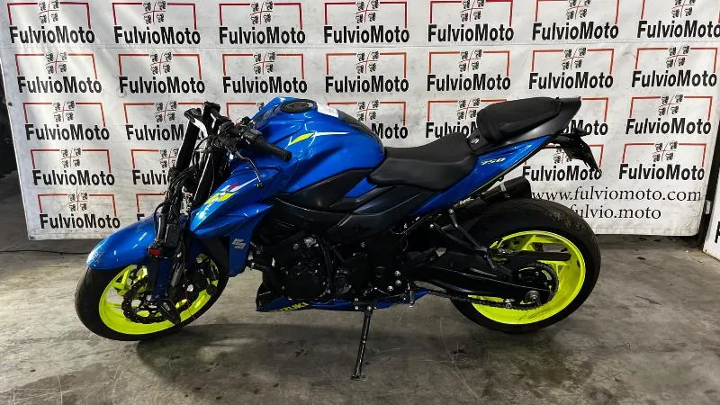 GSXS 750