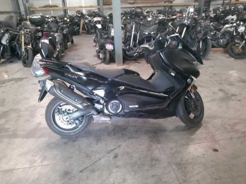 XP TMAX 530 DX