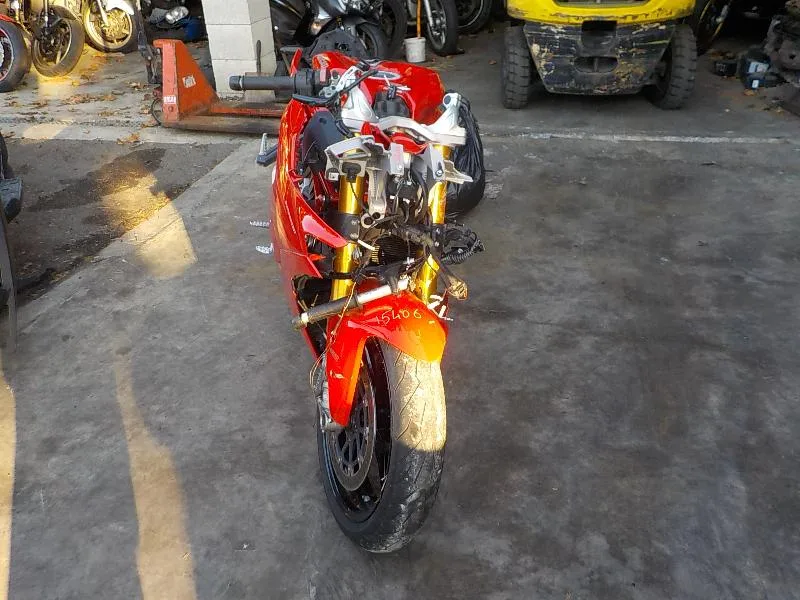 SUPERSPORT 939S