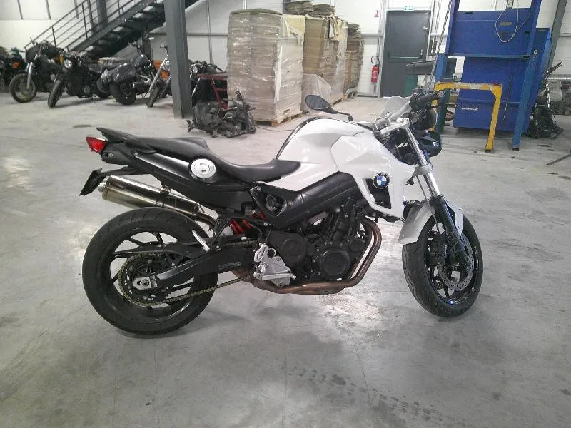 F 800 R 2012