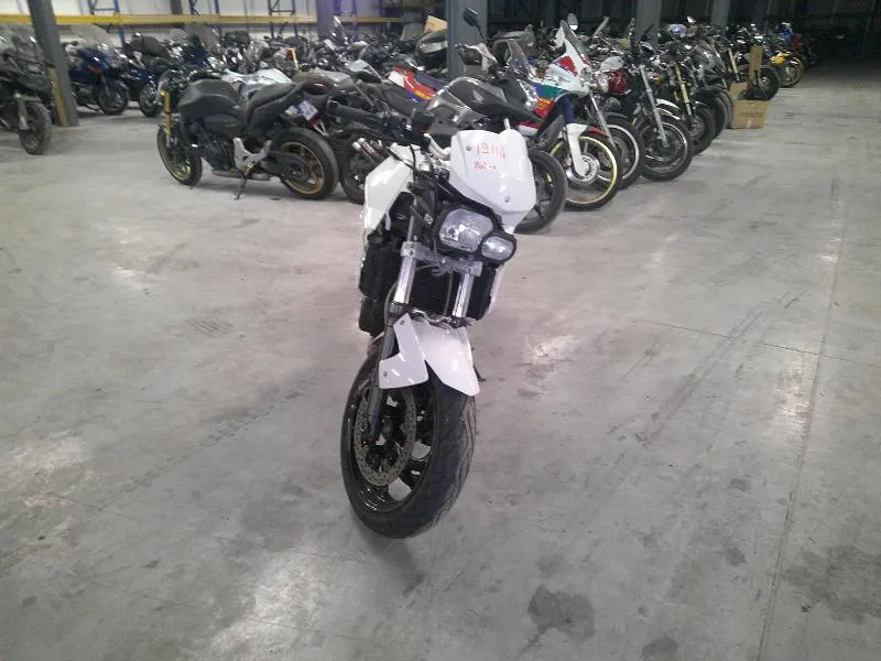 F 800 R