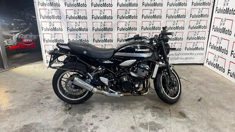 Z 900