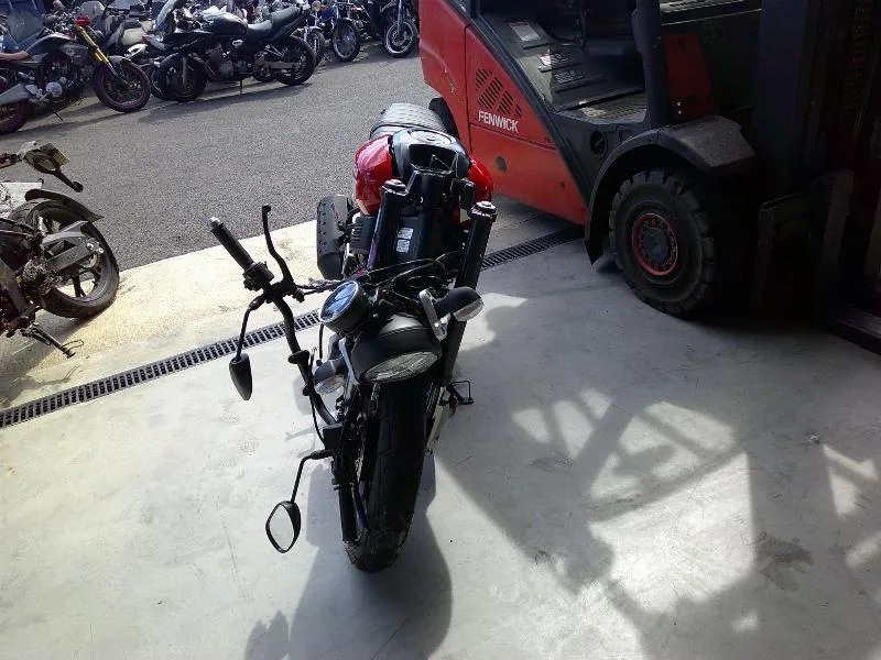 XSR 125
