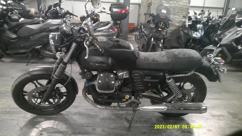 V7 STONE