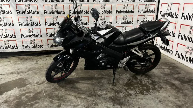 CBR 125