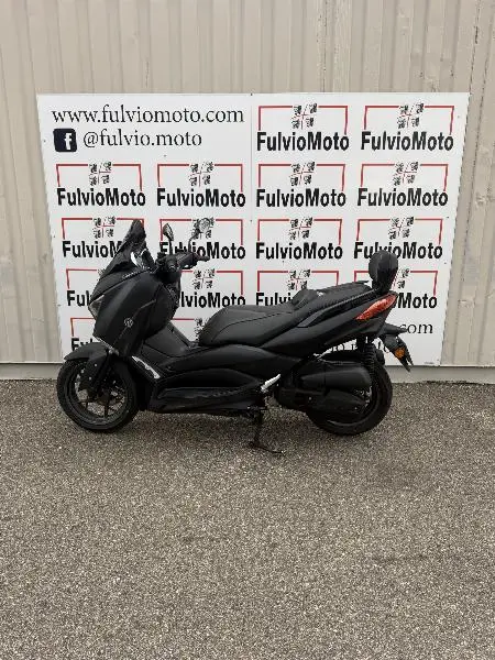 XMAX 125 IRON MAX