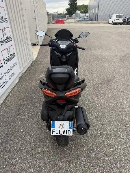 XMAX 125 IRON MAX