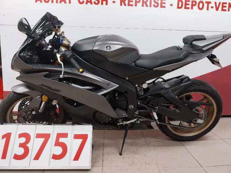 R6