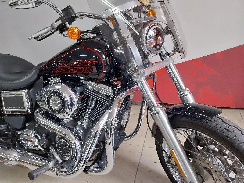 DYNA LOW RIDER