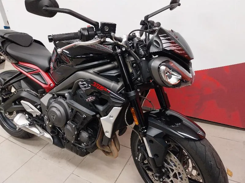 STREET TRIPLE 765 R