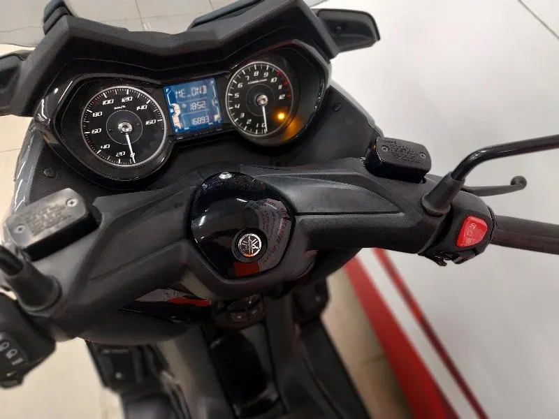 X MAX 125 TECHMAX