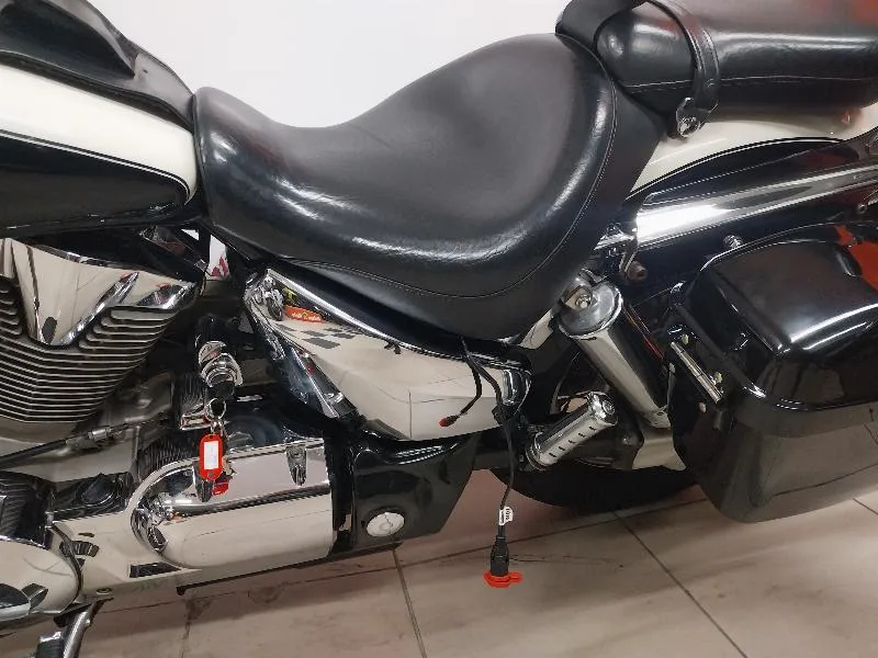 VTX 1300