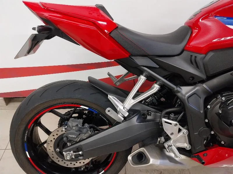 CBR 650 R ECLUTCH